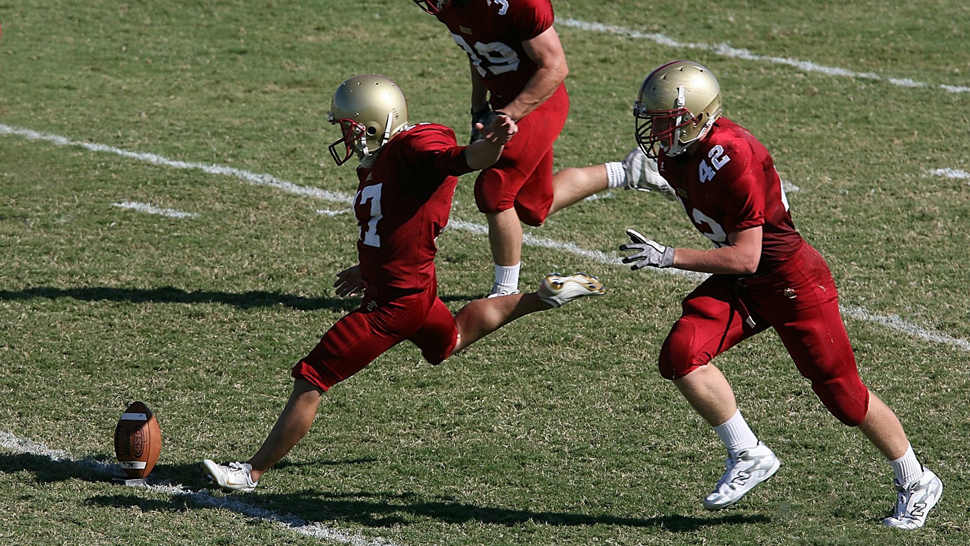 开云体育直播-班凯罗展巨星锋芒，老鹰火力压制勇士显统治力