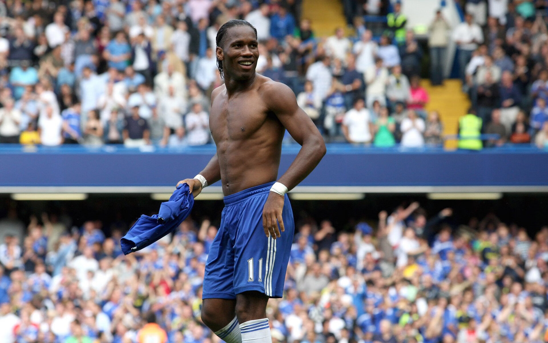 开云体育官方网站-铁闸觉醒！德里赫特生涯之夜，多特蒙德防线重塑的关键一役