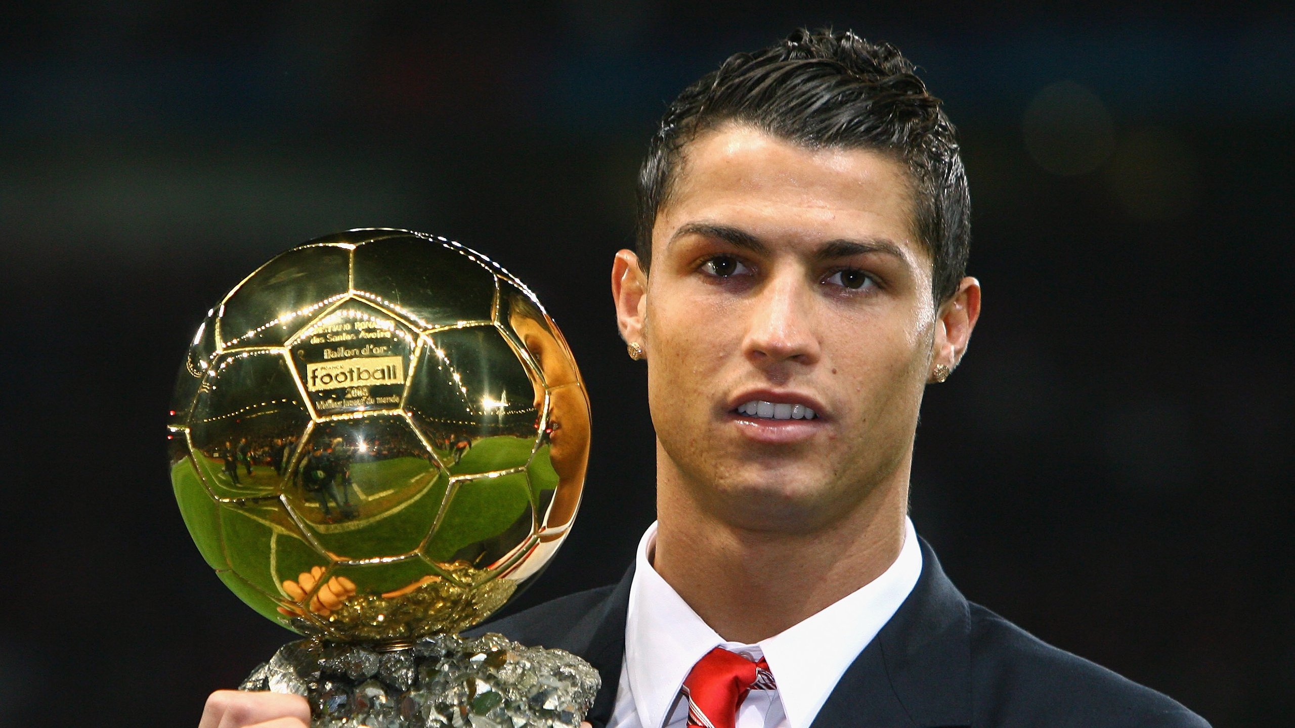 罗德里一锤定音!哥伦比亚奥运关键战翻盘厄瓜多尔,新领袖在风暴中诞生